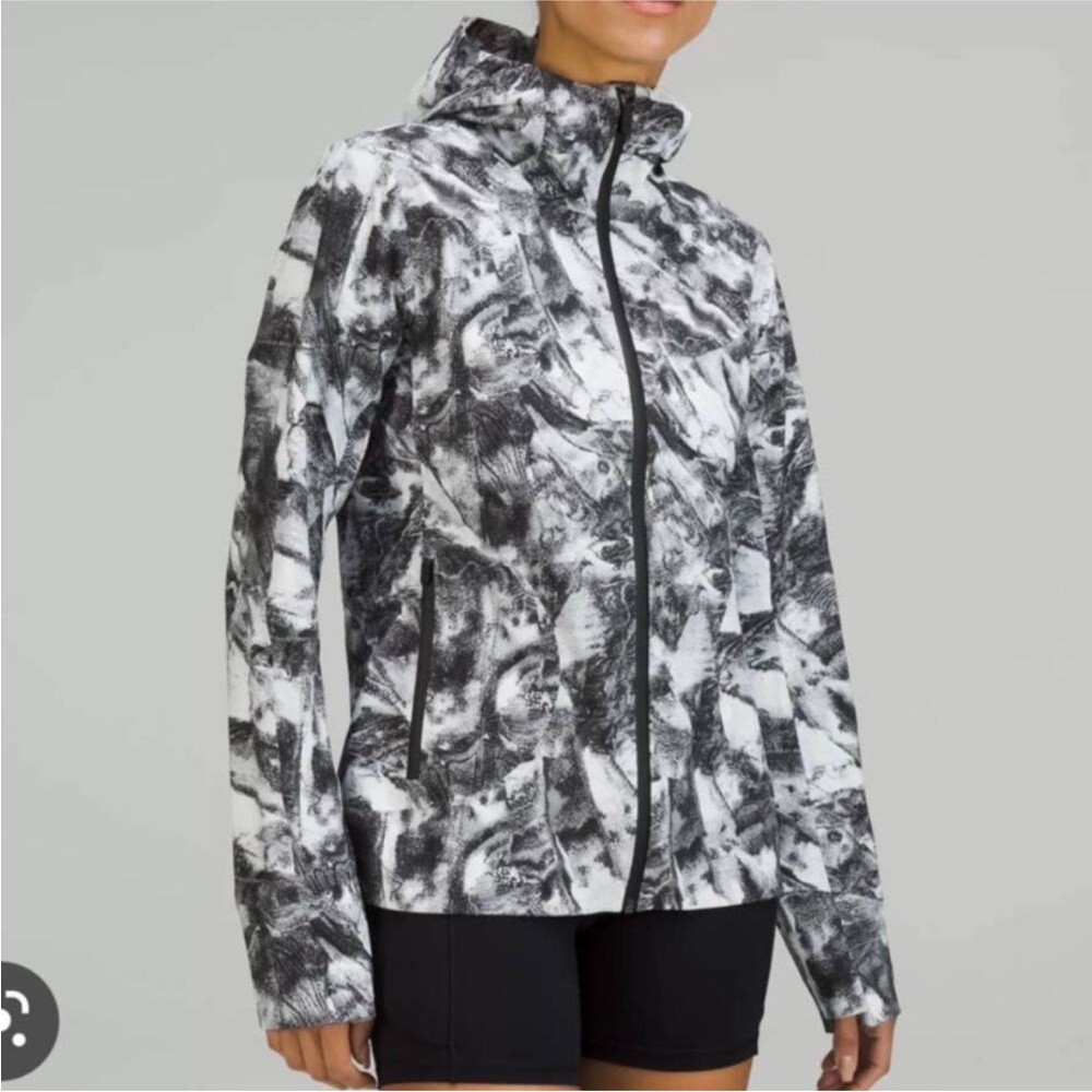 Women's Black and White Jacket